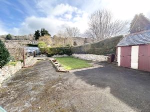 Photo 17- click for photo gallery